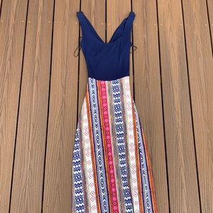 GILLI Maxi Dress
